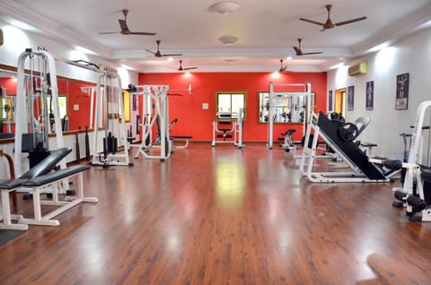 Fitness centre/facilities, Tennis court, On site