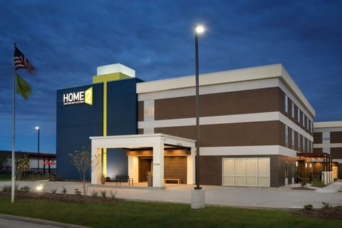 Home2 Suites By Hilton Baton Rouge Hotel in Baton Rouge