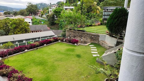 Garden, Garden view, Mountain view