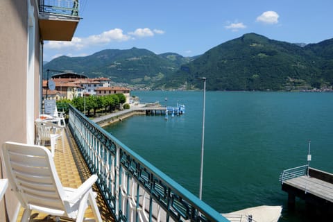 Nearby landmark, Balcony/Terrace, Mountain view, Sea view