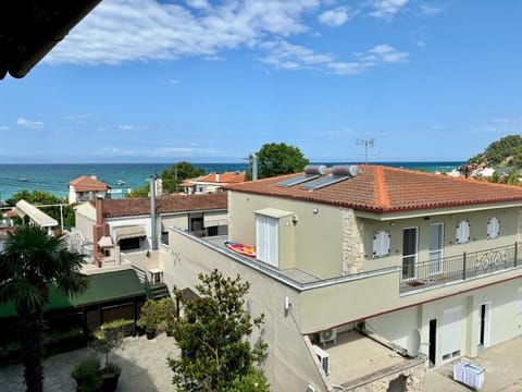 Neighbourhood, View (from property/room), Sea view, Street view