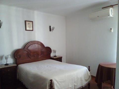 A Casa Bed and Breakfast in Évora District, Portugal