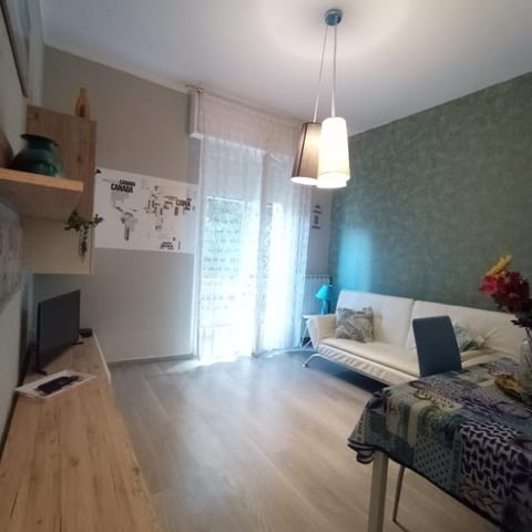 Appartamento Via Dei Glicini Condominio in Laigueglia