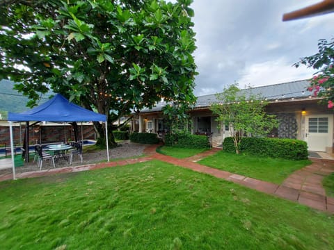 Patio, Garden view