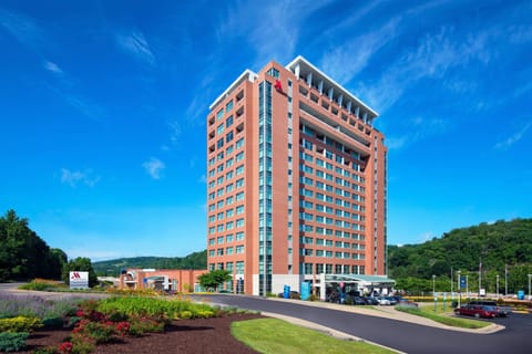 Morgantown Marriott at Waterfront Place Hotel in Westover