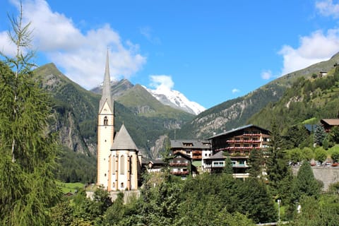 City view, Mountain view