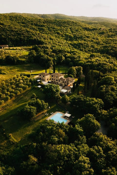 Property building, Restaurant/places to eat, Swimming pool, Breakfast