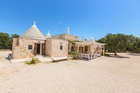 Trulli Ion by BarbarHouse Chalet in Province of Taranto