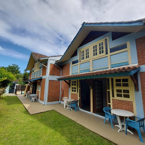 Property building, Patio, Garden, Garden view