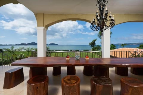 Beachfront Potrero - nice 7-BR villa, private cook included - Casa Royal Villa in Guanacaste Province