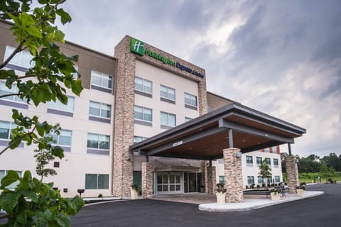 Holiday Inn Express & Suites Kingston-Ulster, an IHG Hotel Hotel in Lake Katrine