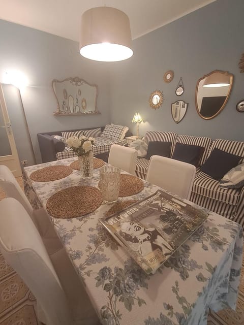 Italian Vintage House Apartment in Como