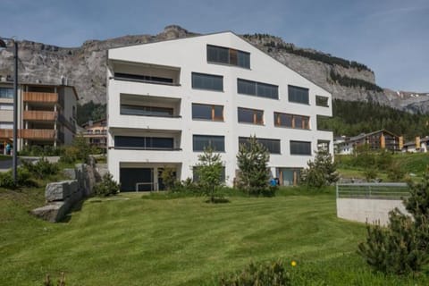 Edelweiss Casa Cassons Apartamento in Canton of Grisons