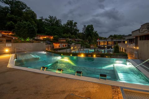 Night, Swimming pool