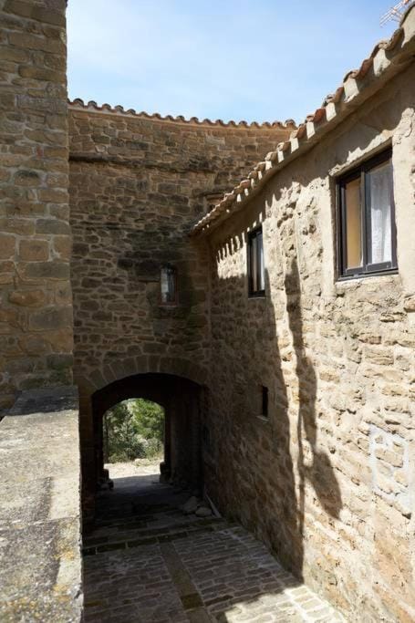 El Diezmo House in La Rioja