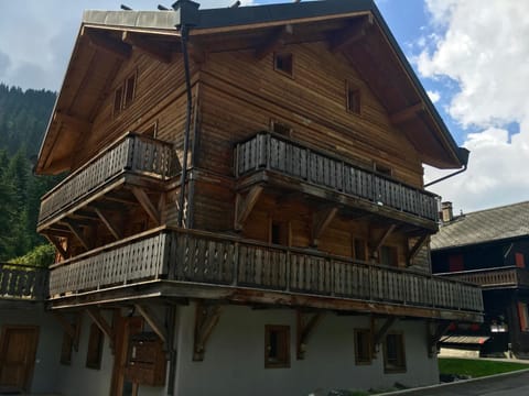 Chesery 8 Condo in Châtel