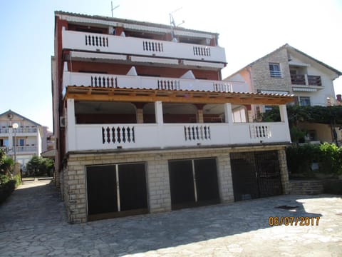 Property building, Garden view