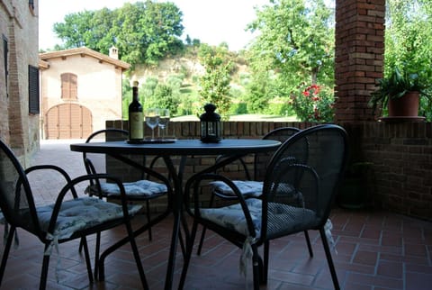 Patio, Garden view