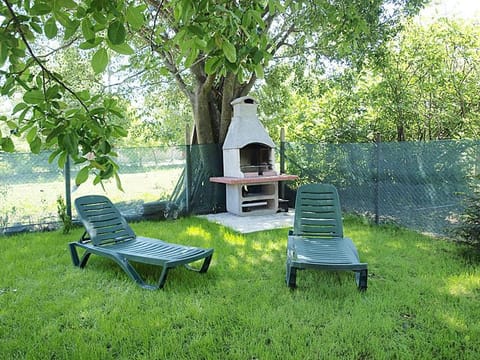 BBQ facilities, Garden