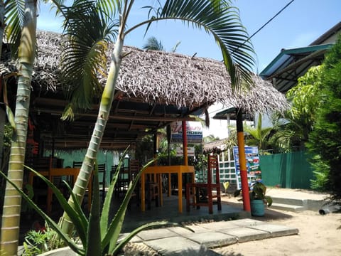 Viraj's Garden Chambre d’hôte in Tangalle