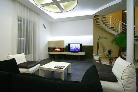 Communal lounge/ TV room, Seating area