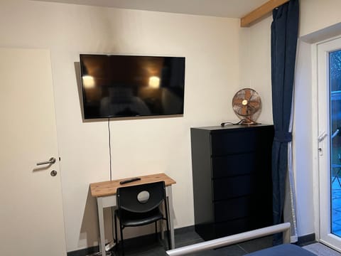 TV and multimedia, Bedroom