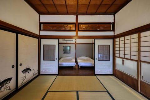 Yoshimura Kajihara-Tei Villa in Shizuoka Prefecture