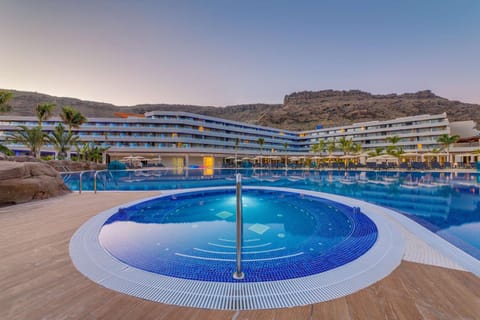 Radisson Blu Resort & Spa, Gran Canaria Mogan Hotel in Lomo Quiebre