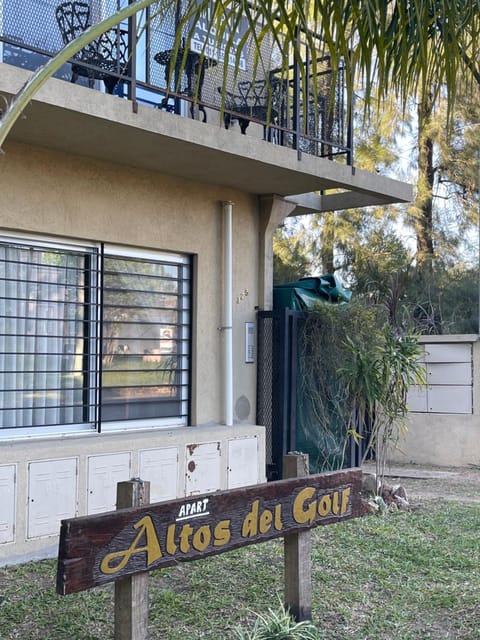 Apart Altos del Golf Apartment in Colón