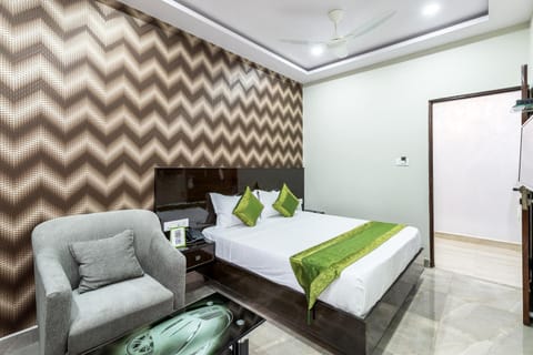 Treebo Trend Greenwood Premier Suites Old Airport Road Hotel in Bengaluru