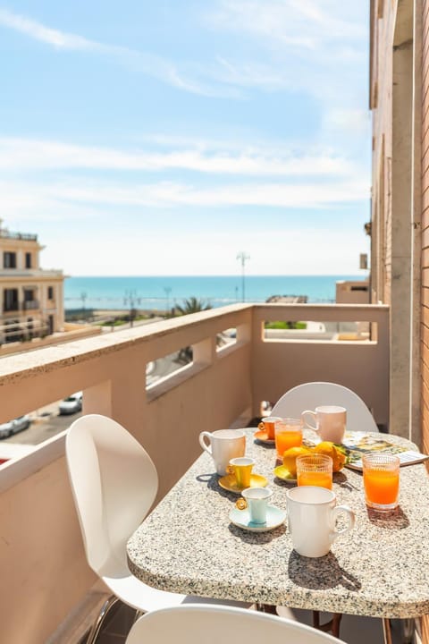 Balcony/Terrace, City view, Sea view