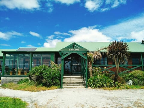 Baudins Accommodation Motel in Tasmania