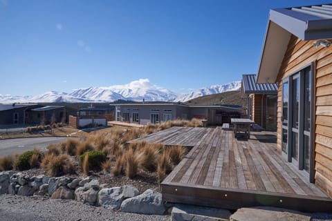 Patio, Lake view, Mountain view