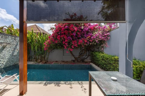 VILLA ARUHE | 2 Bedroom Private Pool Villa in Popular Onyx Villas | 3 min to Naiharn Beach Chalet in Rawai