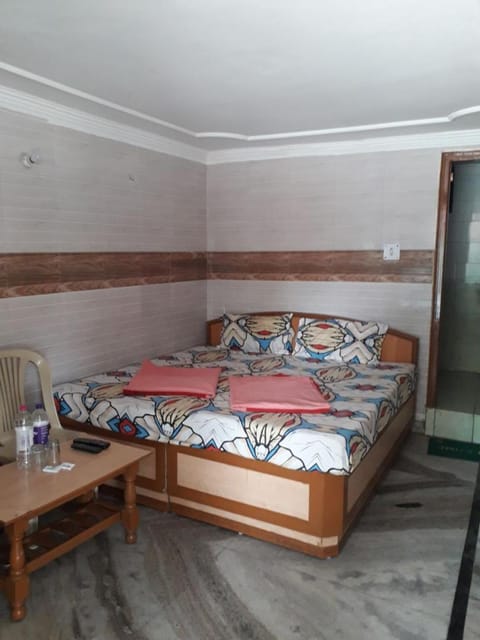 Hotel Rajpal Guest House Übernachtung mit Frühstück in Dehradun