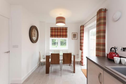 DBS Serviced Apartments - The Mews Apartment in South Derbyshire District