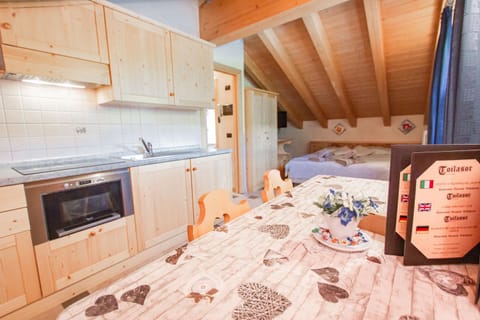 Chalet Li Baita Daniela Apartment in Canton of Grisons