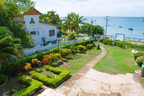 Garden view, Sea view