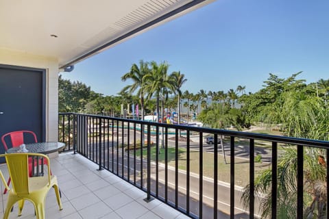 EXECUTIVE PROPERTIES IN NORTH WARD TOWNSVILLE and ON MAGNETIC ISLAND Aparthotel in Townsville