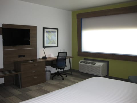 Holiday Inn Express & Suites - Houston NW - Cypress Grand Pky, an IHG Hotel Hotel in Cypress
