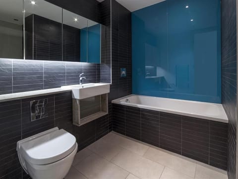 Exclusive Tower Bridge Apartment Apartment in London Borough of Southwark