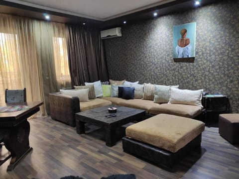 Living room, Seating area, air conditioner