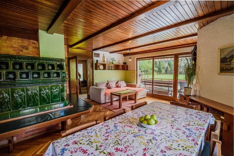 Living room, Photo of the whole room, Dining area