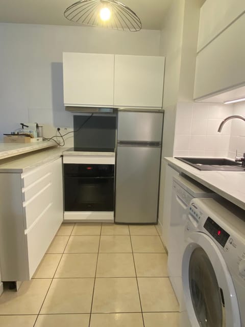Top Location apartment 10 min Disneyland Apartment in Bussy-Saint-Georges