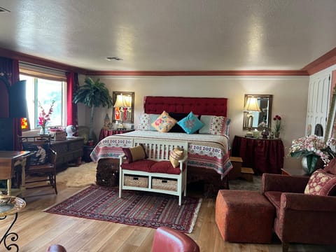 Mermaid's Muse Bed and Breakfast Bed and Breakfast in Brookings