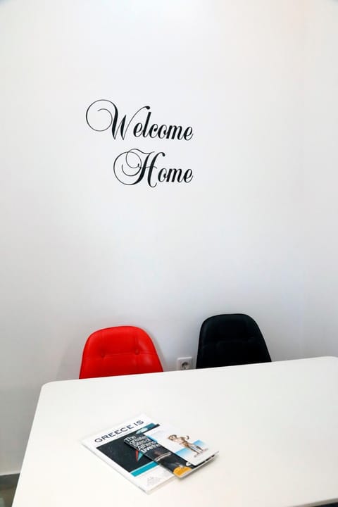 Decorative detail, Seating area, Dining area