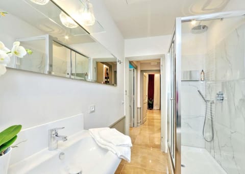 Piranesi Charmsuite Condo in Rome