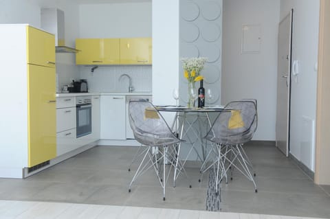 Apartment Livingstone Condo in Rijeka