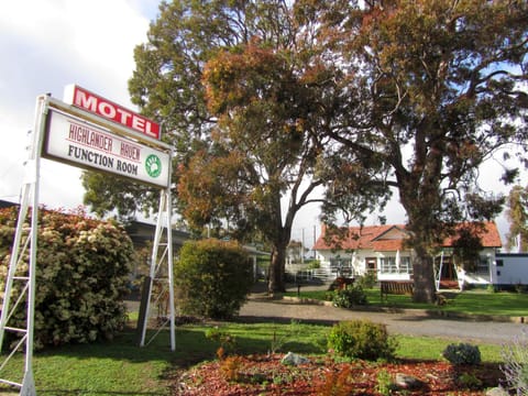 Highlander Haven Motel Motel in Victoria