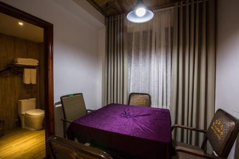 Chong Chong Guesthouse Bed and Breakfast in Hubei